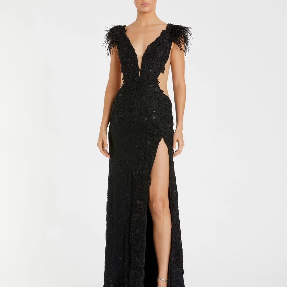 NWT Mac Duggal [6] 67782 Feather Cap Sleeve Lace Gown High Slit Black Formal